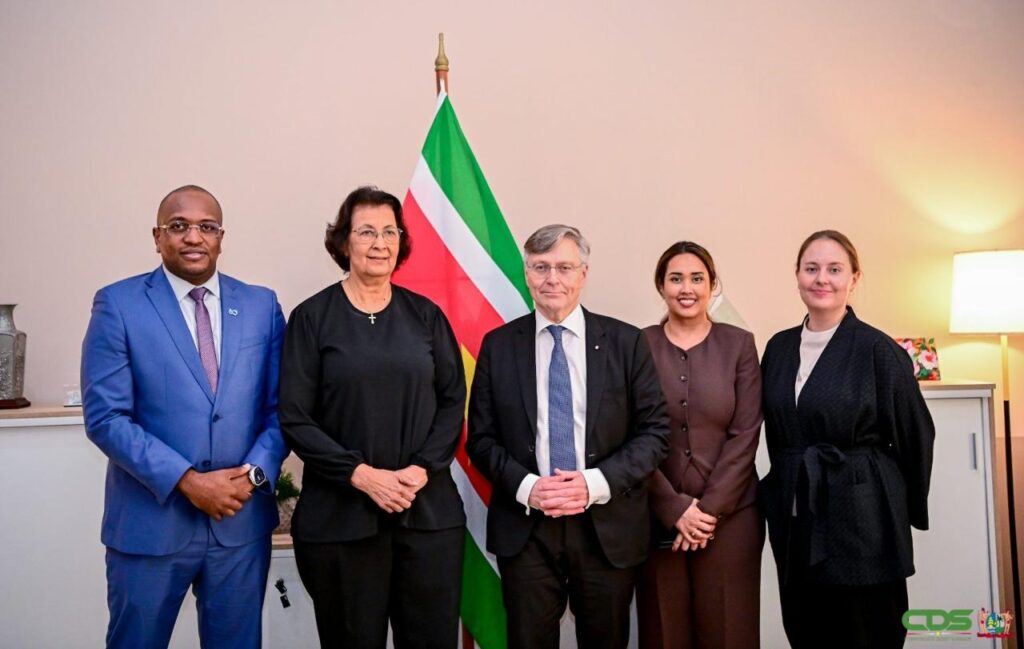 Minister Melvin Bouva wil relatie met Finland versterken