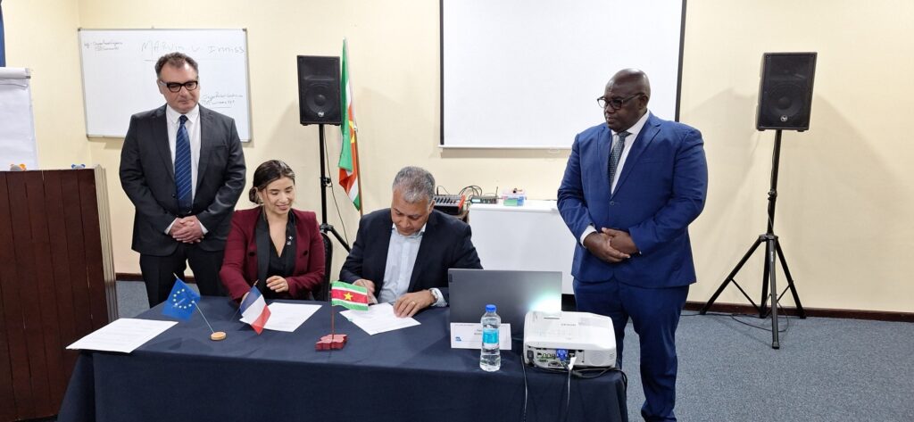 Frankrijk en Suriname versterken samenwerking om luchtvaartbeperkingen aan te pakken